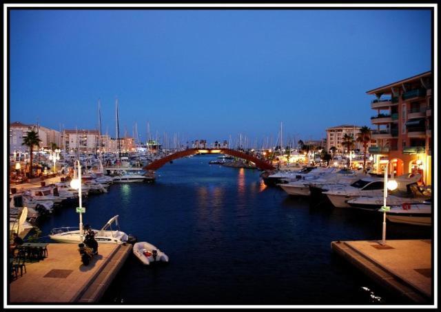 Appartement Zen A Frejus Avec Jardin, Piscine, Tennis, Proche Mer Buitenkant foto