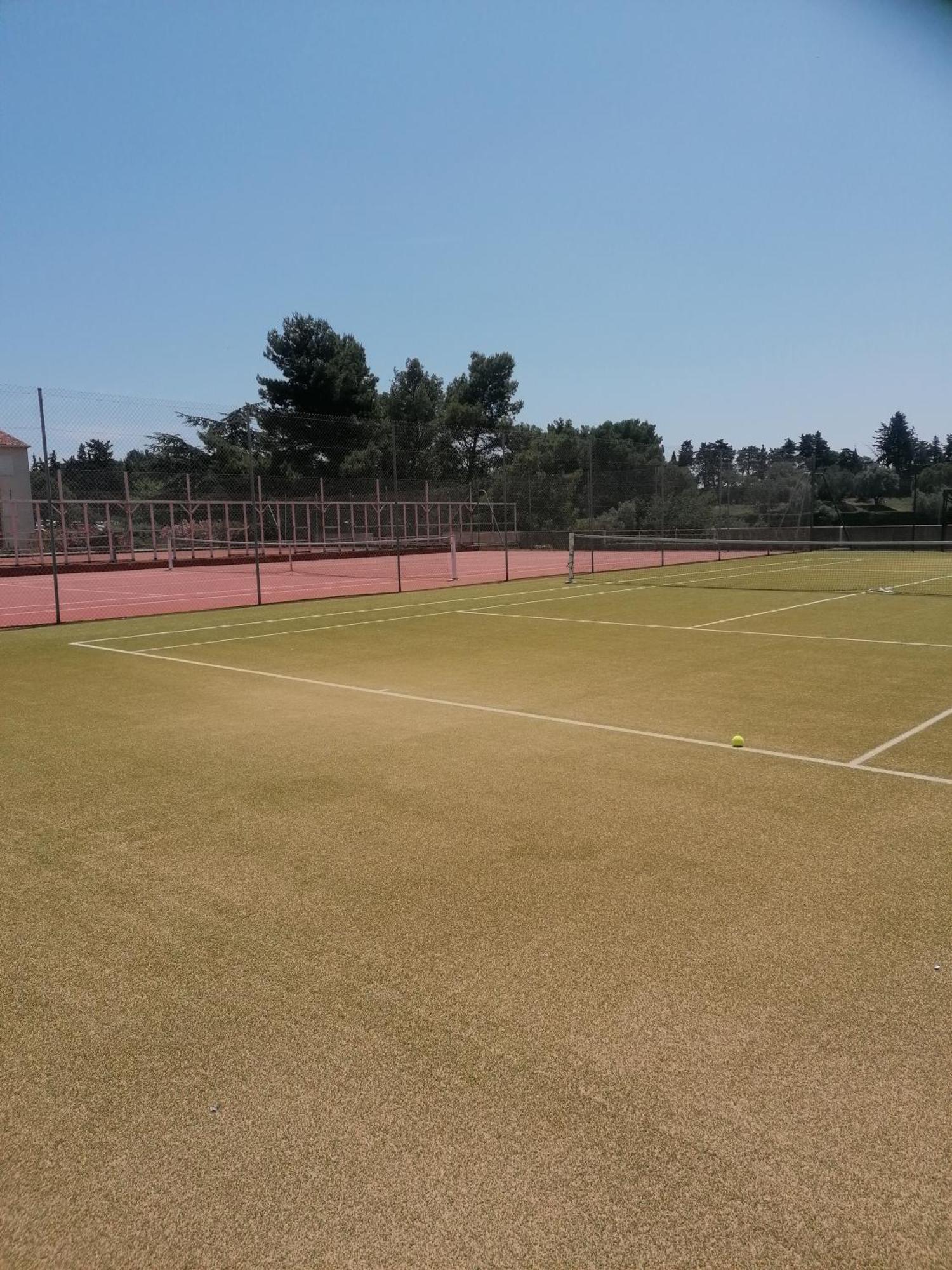 Appartement Zen A Frejus Avec Jardin, Piscine, Tennis, Proche Mer Buitenkant foto